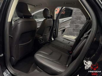 Ford MONDEO 2.0 TDCi Titanium Hatchback 5dr Diesel Powershift Euro 6 (s/s) (