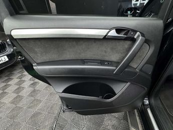 AUDI Q7 3.0 Q7 S Line TDI 245 Quattro Auto 4WD 5dr