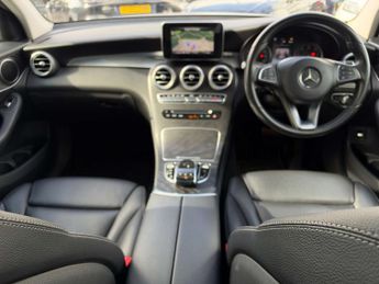 MERCEDES-BENZ GLC 2.1 GLC 220 D 4Matic Sport Premium Auto 4WD 5dr