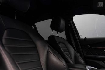 MERCEDES-BENZ GLC 2.0 GLC 300 AMG Line Premium E 4Matic Auto 4WD 5dr