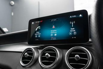 MERCEDES-BENZ GLC 2.0 GLC 220 D 4Matic AMG Line Premium Auto 4WD 5dr