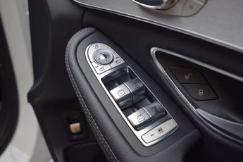 Mercedes-Benz C-CLASS 2.1 C 220 Sport Premium D Auto 4dr