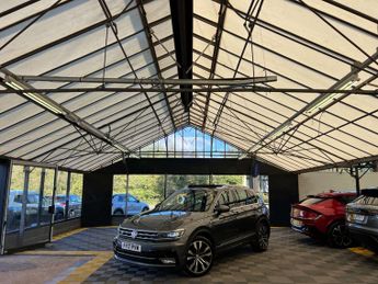 Volkswagen Tiguan 2.0 Tiguan R-Line TDI BlueMotion Technology 4Motion Semi-Auto 4W