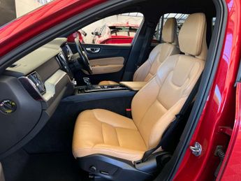 VOLVO XC60 2.0 XC60 Momentum D4 AWD Auto 4WD 5dr