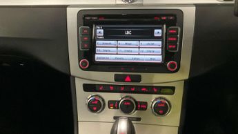 VOLKSWAGEN CC 1.8 CC Moda BlueMotion Technology TSi Semi-Auto 4dr