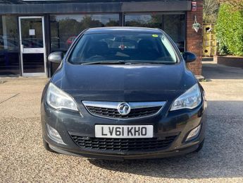 Vauxhall Astra 1.6 Astra Exclusive Auto 5dr