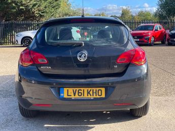 Vauxhall Astra 1.6 Astra Exclusive Auto 5dr