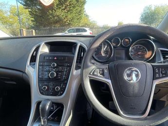 Vauxhall Astra 1.6 Astra Exclusive Auto 5dr