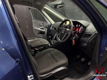 Vauxhall Zafira Tourer 1.4i Turbo Energy MPV 5dr Petrol Manual Euro 6 (140 ps)