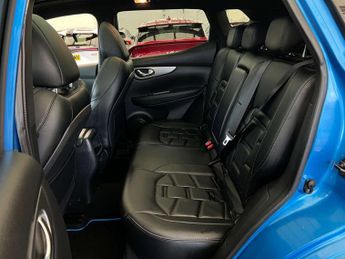 NISSAN QASHQAI 1.5 Qashqai Tekna+ dCi Semi-Auto 5dr