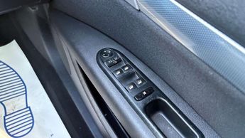 PEUGEOT 407 SW 2.0 HDi Sport Estate 5dr Diesel Automatic (192 g/km, 136 bhp)