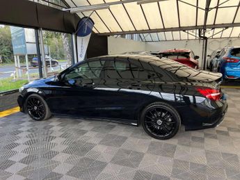 MERCEDES-BENZ CLA 2.1 CLA 220 AMG Line Night Edition D Auto 4dr