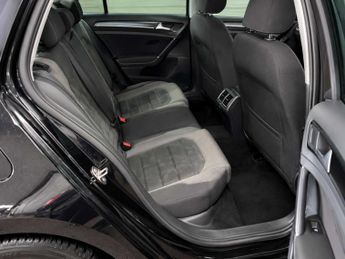 Volkswagen Golf 2.0 Golf GT TDI BlueMotion Technology Semi-Auto 5dr