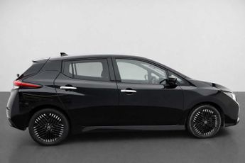 NISSAN LEAF 39kWh N-Connecta Hatchback 5dr Electric Auto (150 ps)