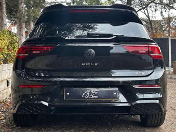 VOLKSWAGEN GOLF 1.5 Golf R-Line eTSI MHEV Semi-Auto 5dr