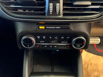 FORD FOCUS 1.5 Focus ST-Line X TDCi Auto 5dr