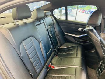 BMW 3 SERIES 2.0 330I M Sport Auto 4dr