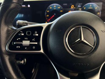 MERCEDES-BENZ A-CLASS 1.5 A 180 D Sport Premium Auto 5dr