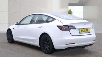 TESLA MODEL 3 Model 3 Standard Range + 4dr