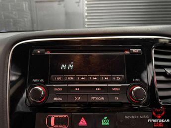 Mitsubishi Outlander 2.2 DI-D GX3 SUV 5dr Diesel Manual 4WD Euro 6 (s/s) (147 ps)