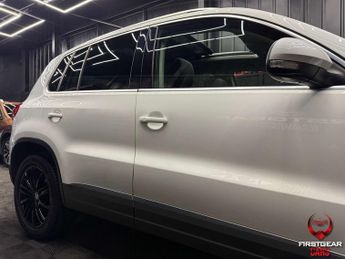 Volkswagen Tiguan 2.0 TDI BlueMotion Tech Match Edition SUV 5dr Diesel DSG 4WD Eur
