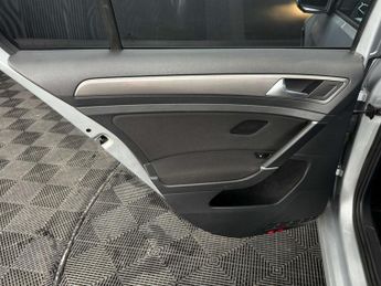 VOLKSWAGEN GOLF 1.6 Golf SE BlueMotion Technology TDI 5dr