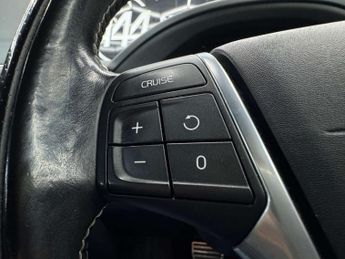 VOLVO XC60 2.0 XC60 R-Design Nav D4 Auto 5dr