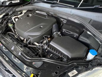 VOLVO XC60 2.0 XC60 R-Design Nav D4 Auto 5dr