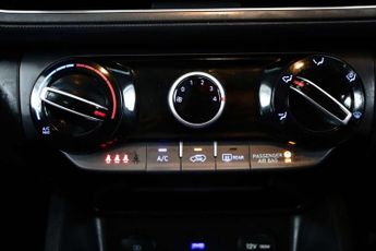 Hyundai KONA 1.0 T-GDi MHEV SE Connect SUV 5dr Petrol Hybrid Manual Euro 6 (s
