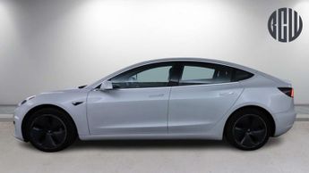 TESLA MODEL 3 Model 3 Standard Range + 4dr
