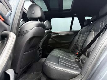 BMW 5 SERIES 2.0 520d M Sport Auto 5dr