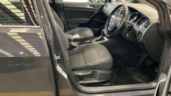 VOLKSWAGEN GOLF e-Golf 5dr