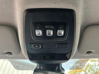 Renault Trafic 2.0 dCi LL30 Advance EDC L2 H1 Euro 6 (s/s) 5dr (9 Seat)