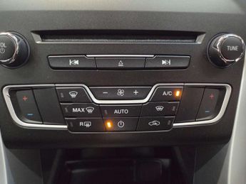 Ford Mondeo 1.5 Mondeo Zetec Auto 5dr