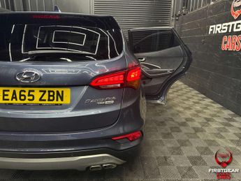 HYUNDAI SANTA FE 2.2 CRDi Blue Drive Premium SUV 5dr Diesel Auto 4WD Euro 6 (s/s)