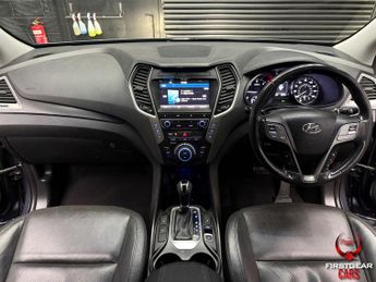 HYUNDAI SANTA FE 2.2 CRDi Blue Drive Premium SUV 5dr Diesel Auto 4WD Euro 6 (s/s)