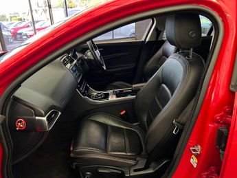JAGUAR XE 2.0 XE Prestige D Auto 4dr