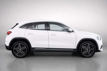 MERCEDES-BENZ GLA 1.3 GLA250e 15.6kWh AMG Line (Executive) SUV 5dr Petrol Plug-in 