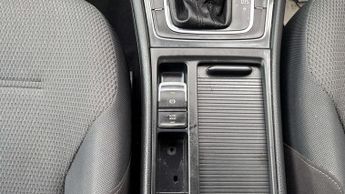 VOLKSWAGEN GOLF 1.0 TSI SE Nav Hatchback 5dr Petrol DSG Euro 6 (s/s) (110 bhp)