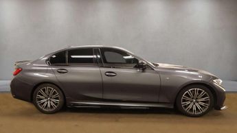 BMW 3 SERIES 2.0 330i M Sport Saloon 4dr Petrol Auto Euro 6 (s/s) (258 ps)