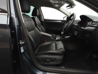 SKODA SUPERB 1.4 Superb SE Tech iV PHEV Semi-Auto 5dr