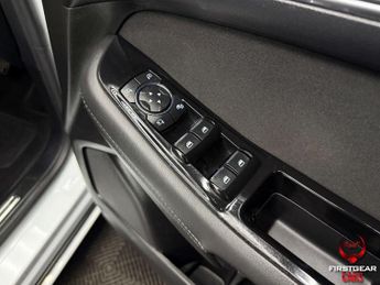 Ford S-MAX 2.0 TDCi Titanium MPV 5dr Diesel Powershift Euro 6 (s/s) (180 ps