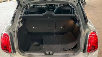 MINI HATCH 1.5 Cooper Classic Auto 5dr