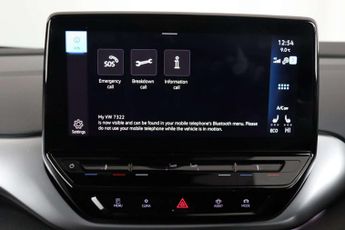 Volkswagen ID.4 Pro Performance 77kWh Family SUV 5dr Electric Auto (204 ps)