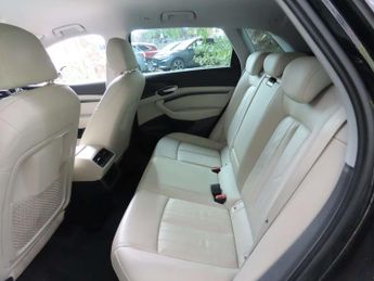 Audi e-tron 50 Technik SUV 5dr Electric Auto quattro 71.2kWh (313 ps)
