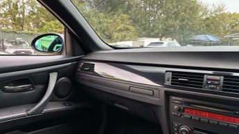 BMW 3 SERIES 3.0 325i SE Convertible 2dr Petrol Steptronic Euro 4 (218 ps)