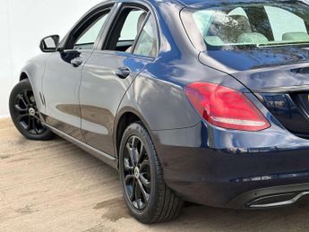 Mercedes-Benz C-CLASS 1.6 C200 D Sport Auto 4dr