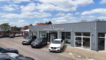 Volvo XC90 2.0 B5 MHEV Momentum SUV 5dr Petrol Hybrid Auto 4WD Euro 6 (s/s)