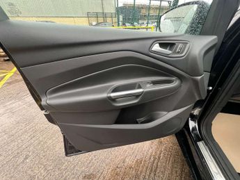 FORD KUGA 2.0 Kuga ST-Line TDCi Automatic 5dr - NATIONAL DELIVERY*