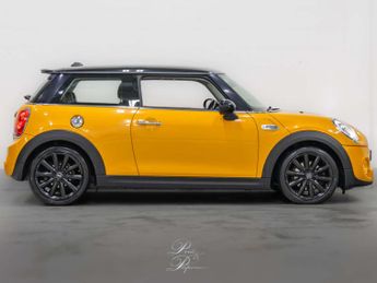 MINI HATCH 2.0 Cooper SD Auto 3dr